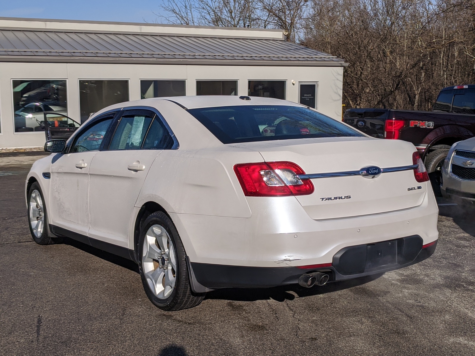 Pre-Owned 2012 Ford Taurus SEL in White Platinum Metallic Tri-Coat