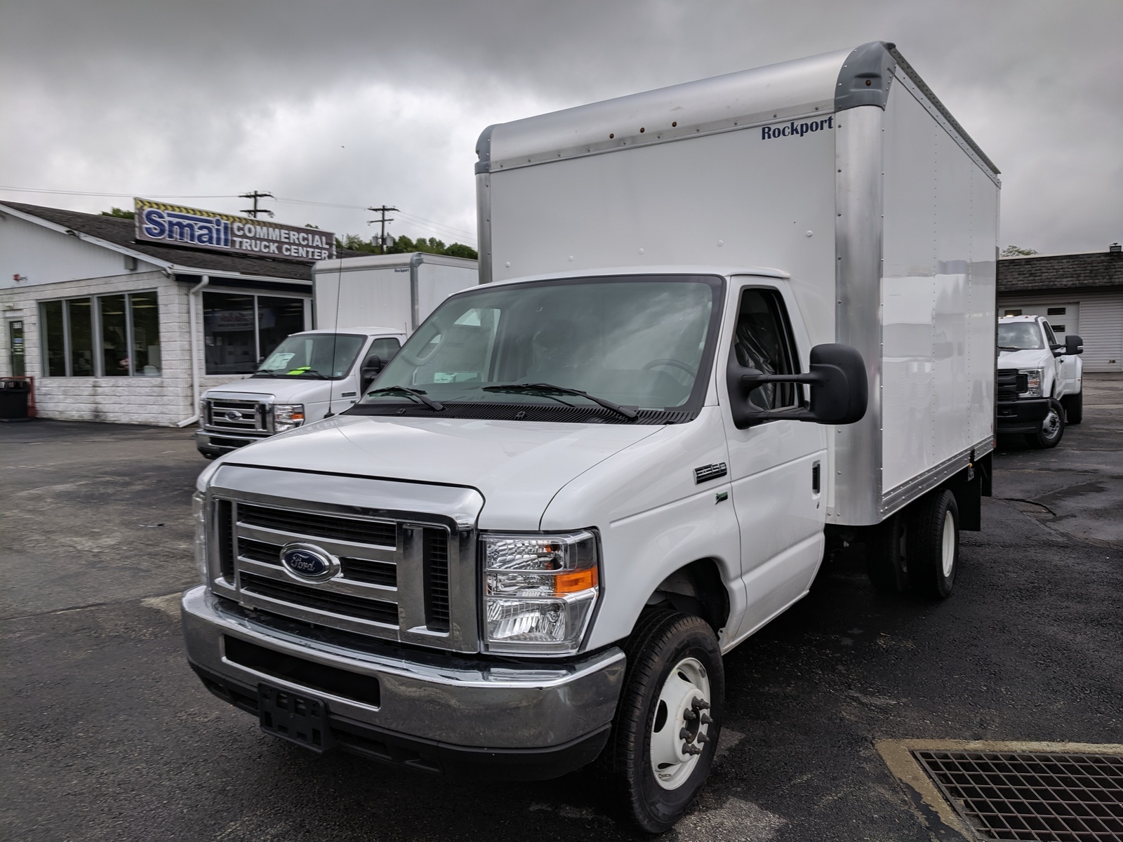 New 2019 Ford E Series Cutaway Cutwy In Oxford White Greensburg Pa F02983 3114