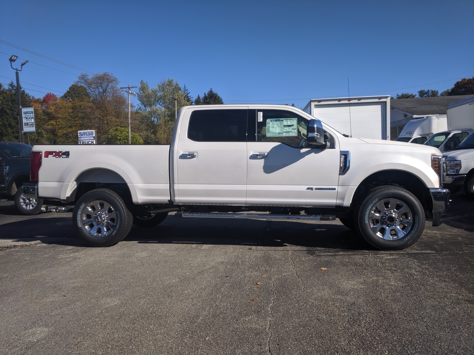 New 2019 Ford Super Duty F 250 Pickup Lariat In White Platinum Metallic Tri Coat Greensburg 2018