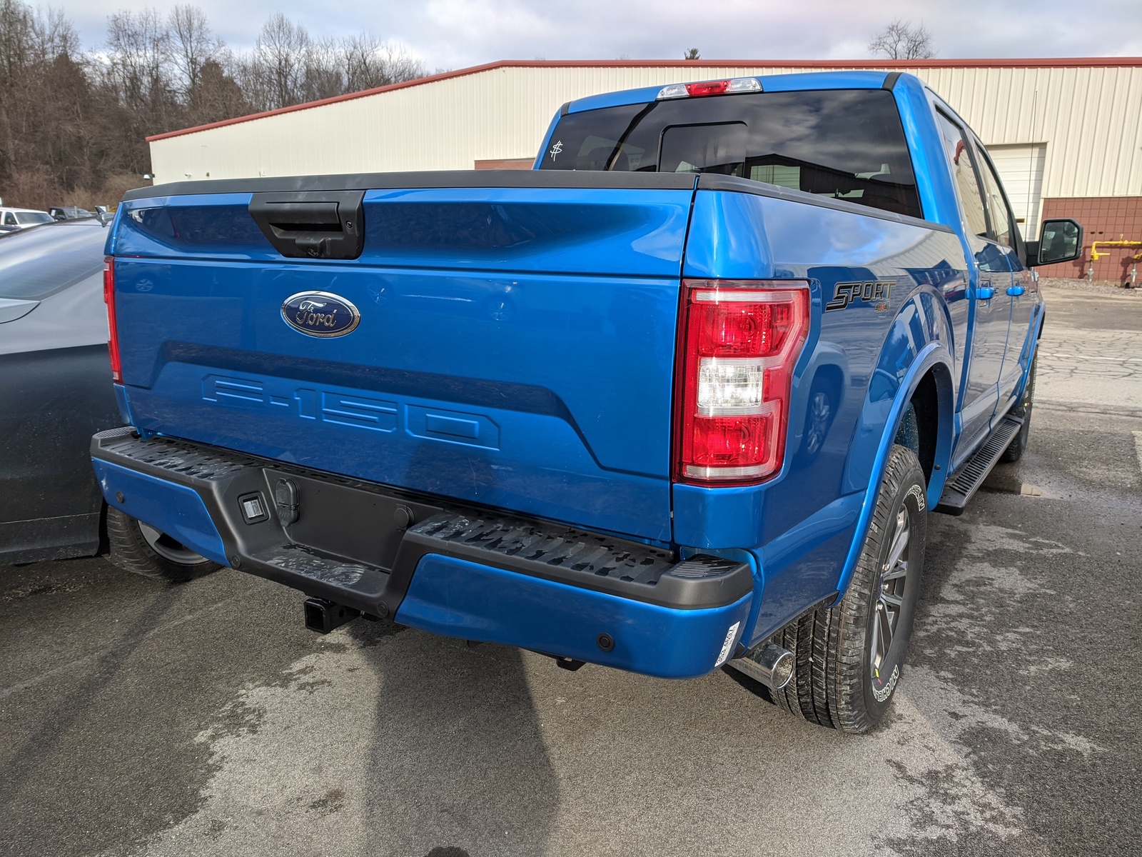 New 2020 Ford F-150 Xlt In Velocity Blue Metallic 