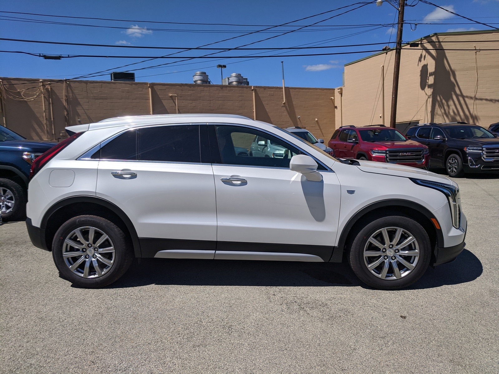 New 2020 Cadillac Xt4 Awd Premium Luxury In Crystal White Tricoat Greensburg Pa C00596 7883