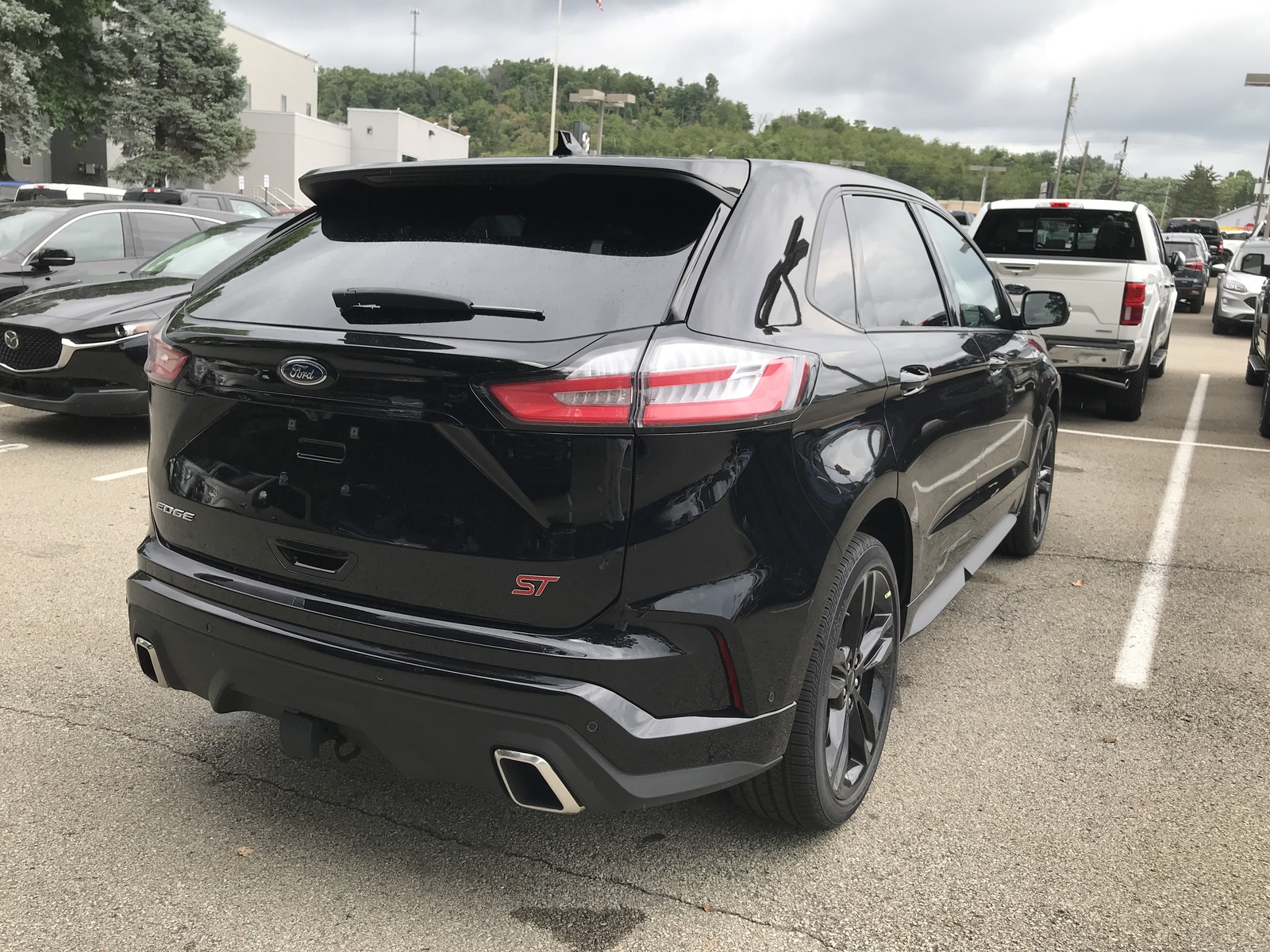 New 2020 Ford Edge ST in Agate Black | Greensburg, PA | #F03492