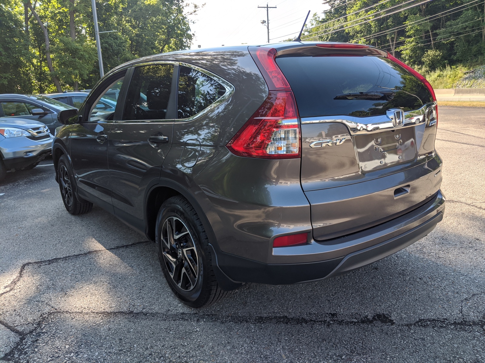 Pre-Owned 2016 Honda CR-V SE in Urban Titanium Metallic | Greensburg ...