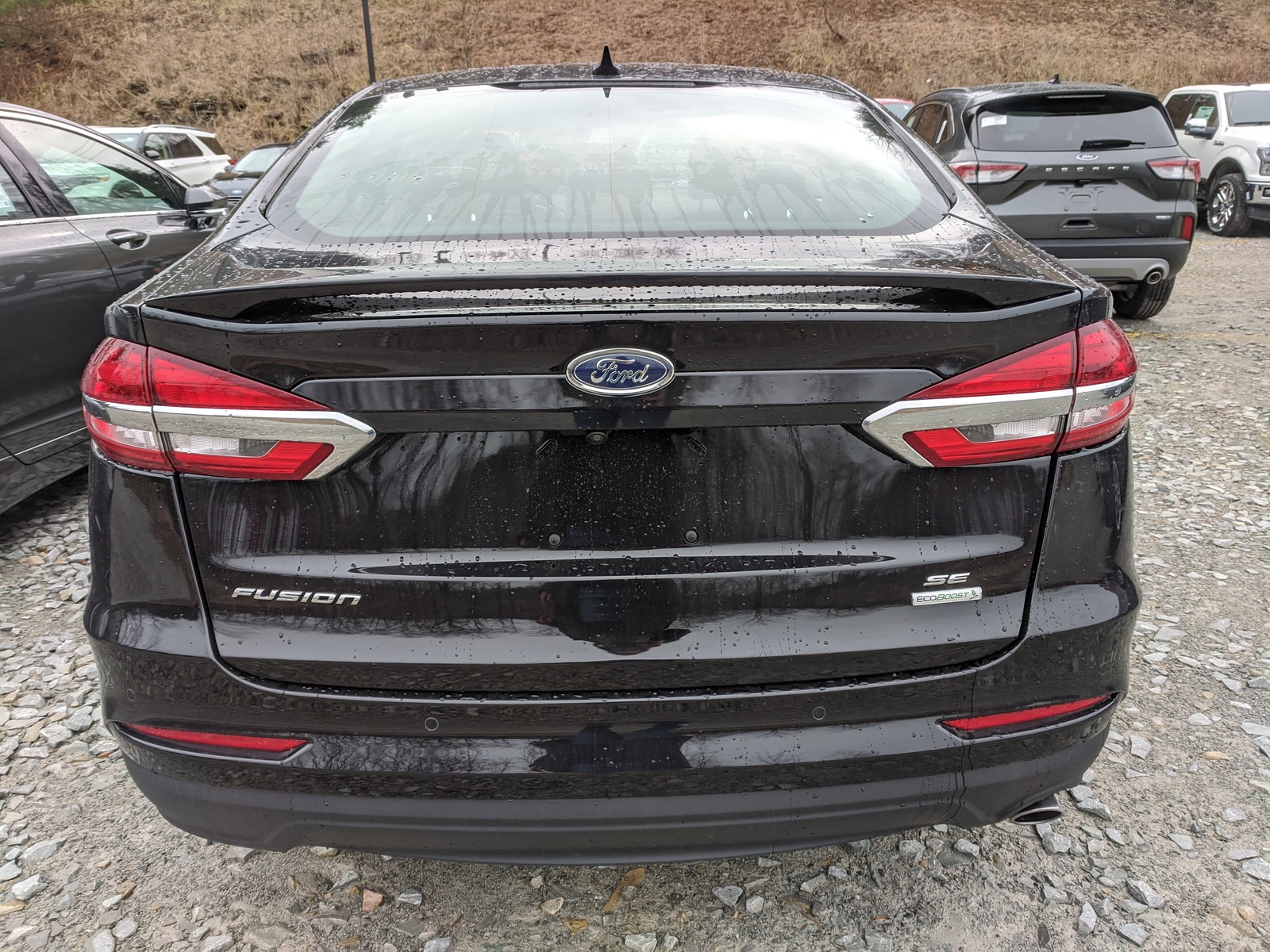 New 2020 Ford Fusion SE in Agate Black Metallic | Greensburg, PA | #F03323