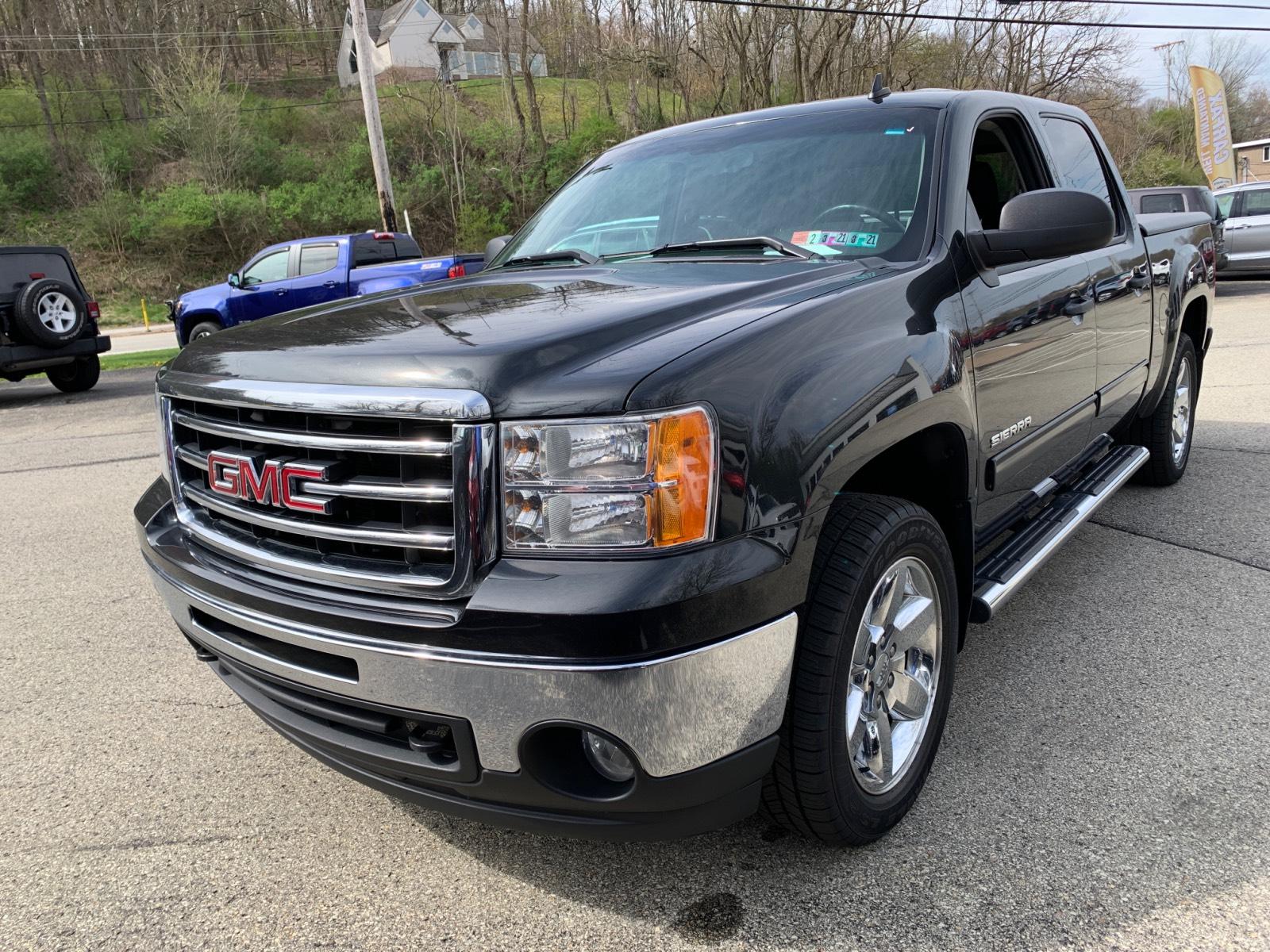 PreOwned 2012 GMC Sierra 1500 SLE in Carbon Black Metallic