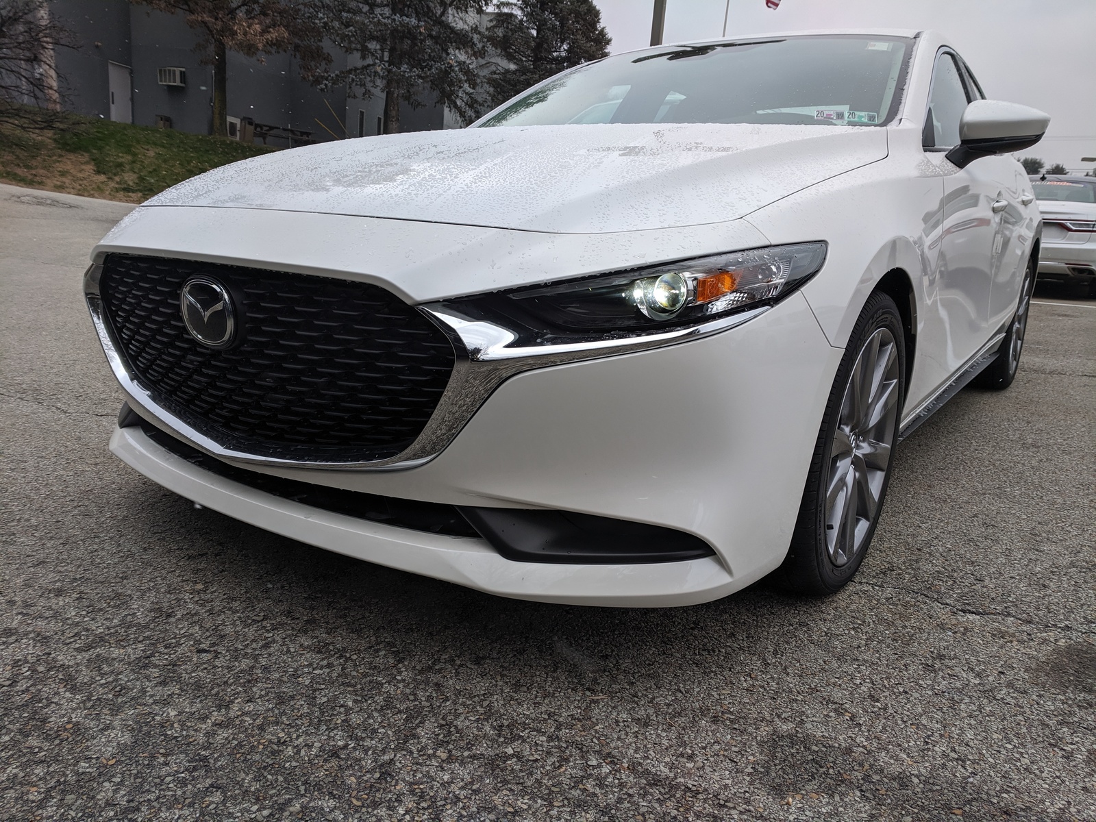 New 2020 Mazda Mazda3 Sedan w/Select Pkg in SNOWFLAKE WHITE PEARL MC Greensburg, PA Z01874