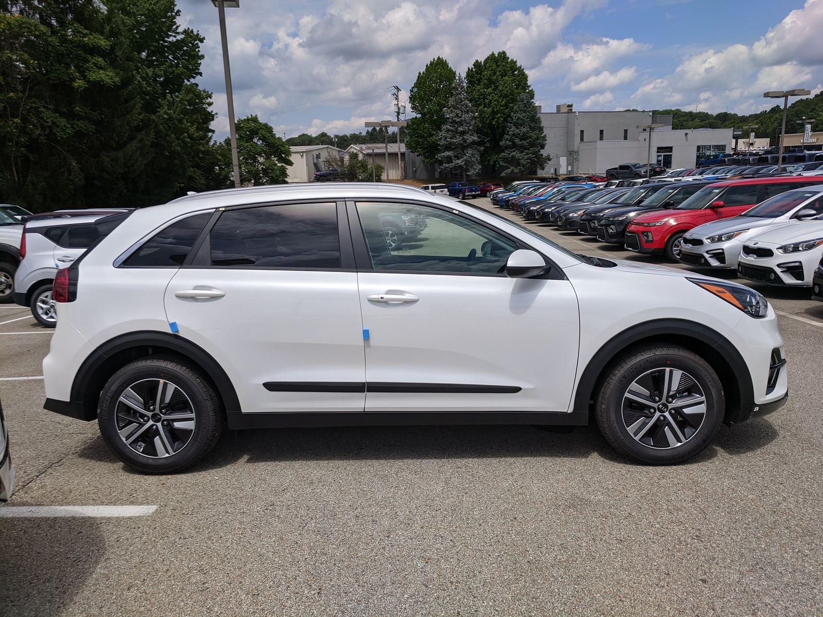 New 2020 Kia Niro Plug-In Hybrid LXS in Snow White Pearl | Greensburg ...