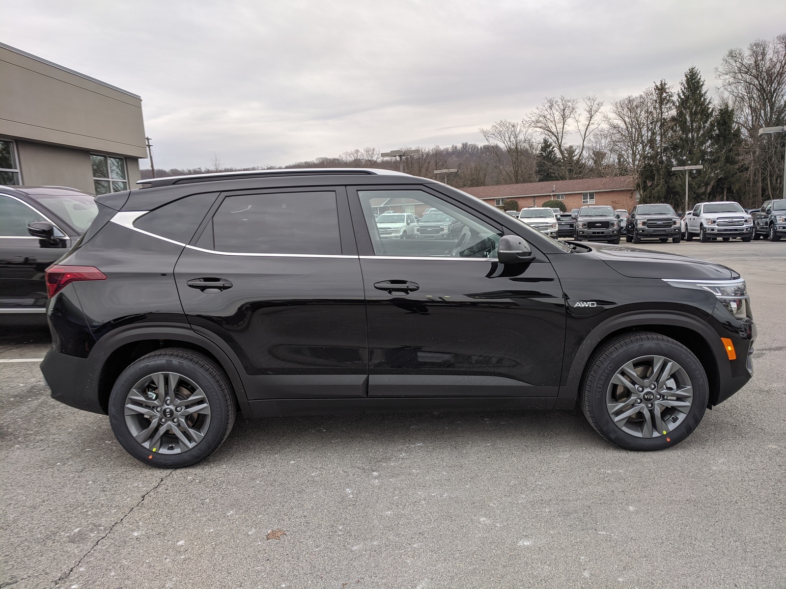 New 2021 Kia Seltos S in Cherry Black | Greensburg, PA | #K04136