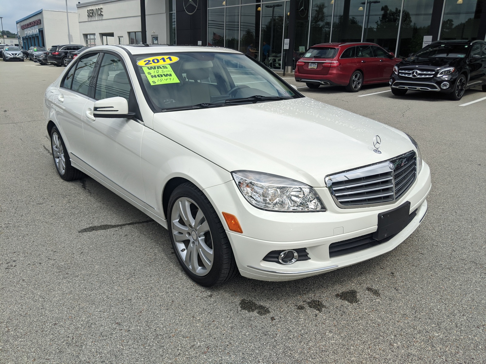 PreOwned 2011 MercedesBenz C 300 C 300 Luxury in Arctic White
